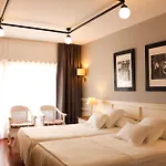 Vostra Llar Hotel