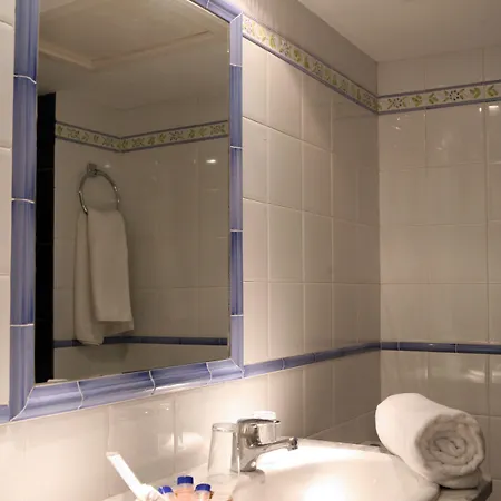 Vostra Llar Hotel 3*