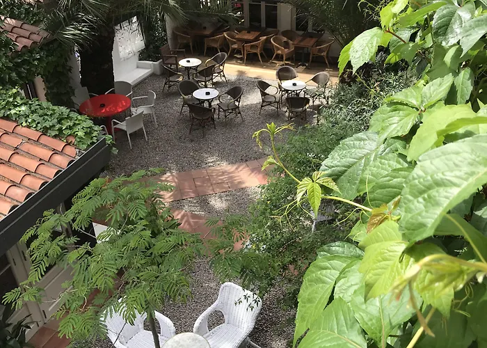 Vostra Llar מלון 3*